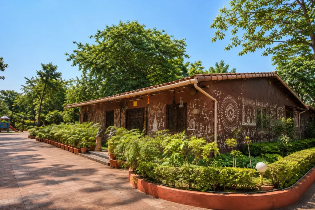 One-Day Picnic vs Weekend Villa Stay Near Mumbai